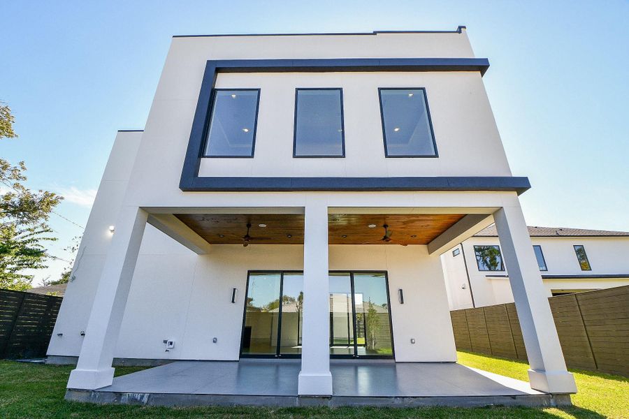 Exterior details and patio area of a home in , Houston (Image 31).