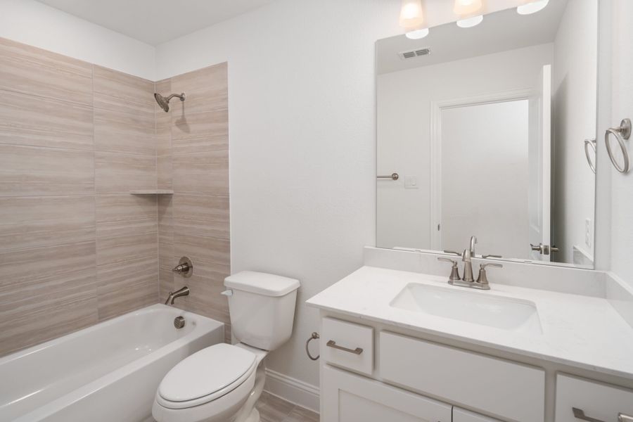 Furnished interior view inside a new home in Legacy Hills, Celina (Image 15).