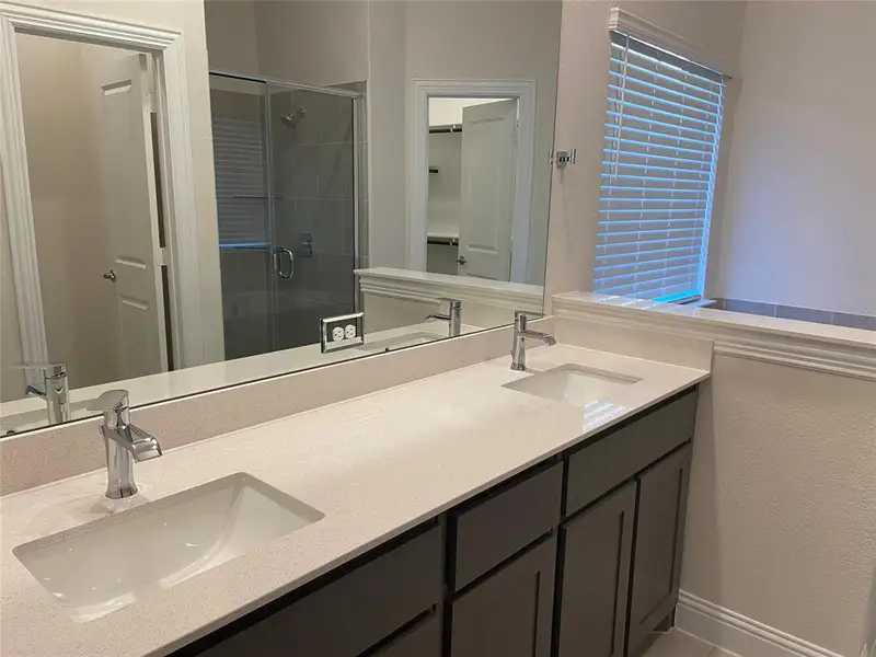 Furnished interior view inside a new home in , Euless (Image 5).