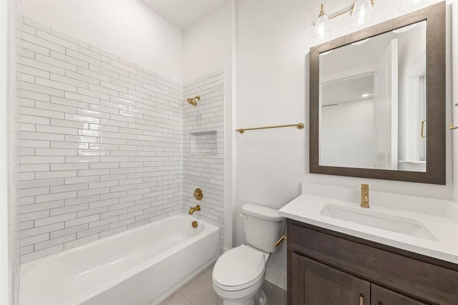 13. 741 Capella - 2ND Bath 13. 741 Capella - 2ND Bath