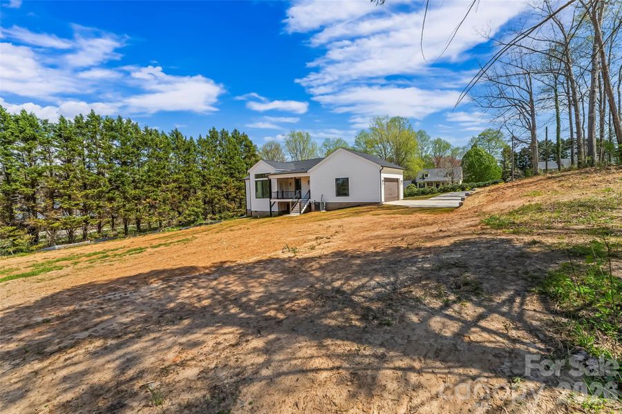 Exterior details and patio area of a home in , Connelly Springs (Image 4).