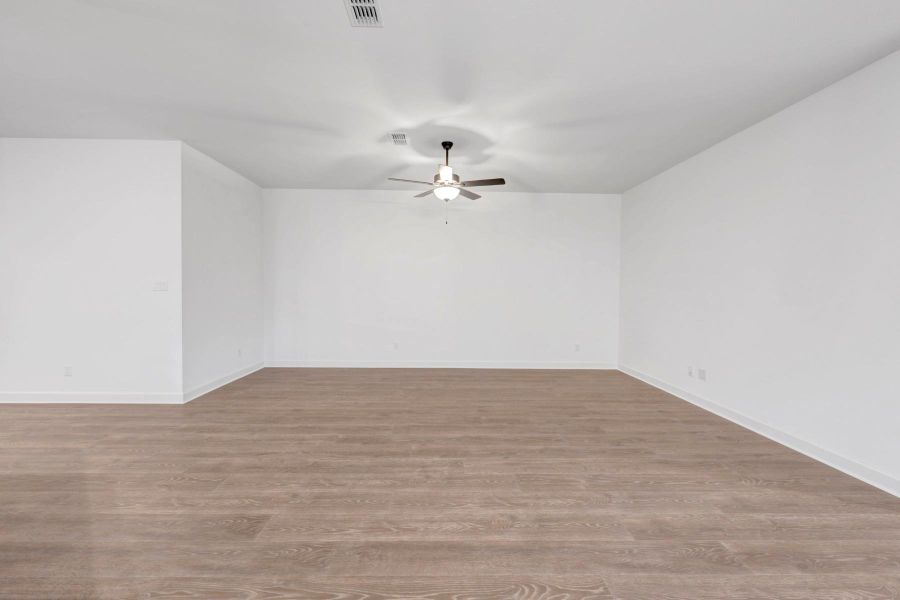 Spacious, unfurnished interior of a new home in Indigo 50’ Homesites, Richmond (Image 23).