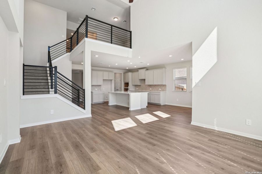 Spacious, unfurnished interior of a new home in Carmel Ranch, Schertz (Image 28).