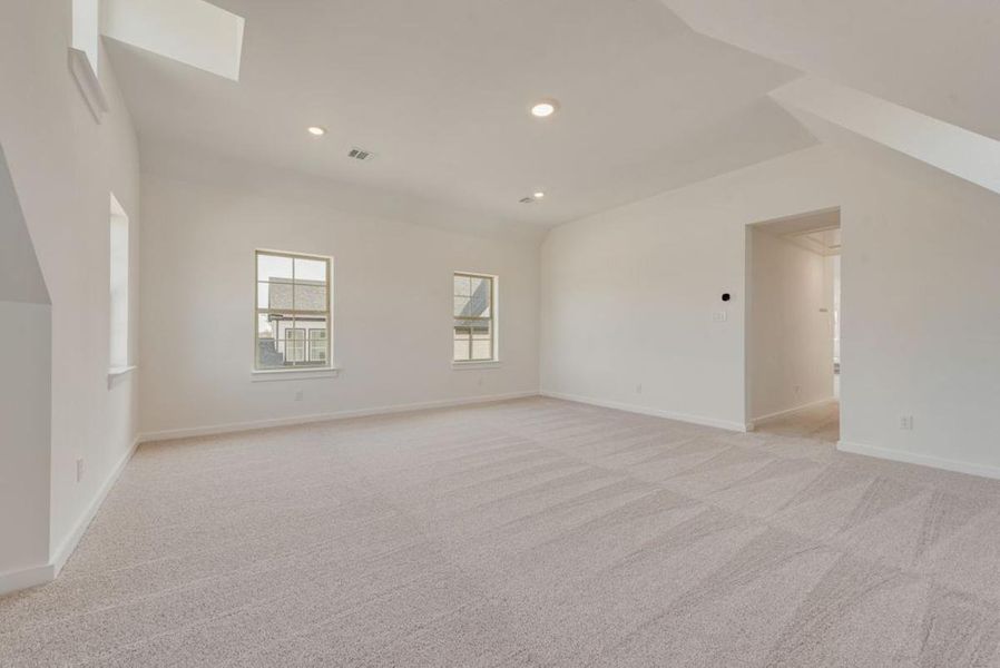 Spacious, unfurnished interior of a new home in Chatham Reserve, Providence Village (Image 28).