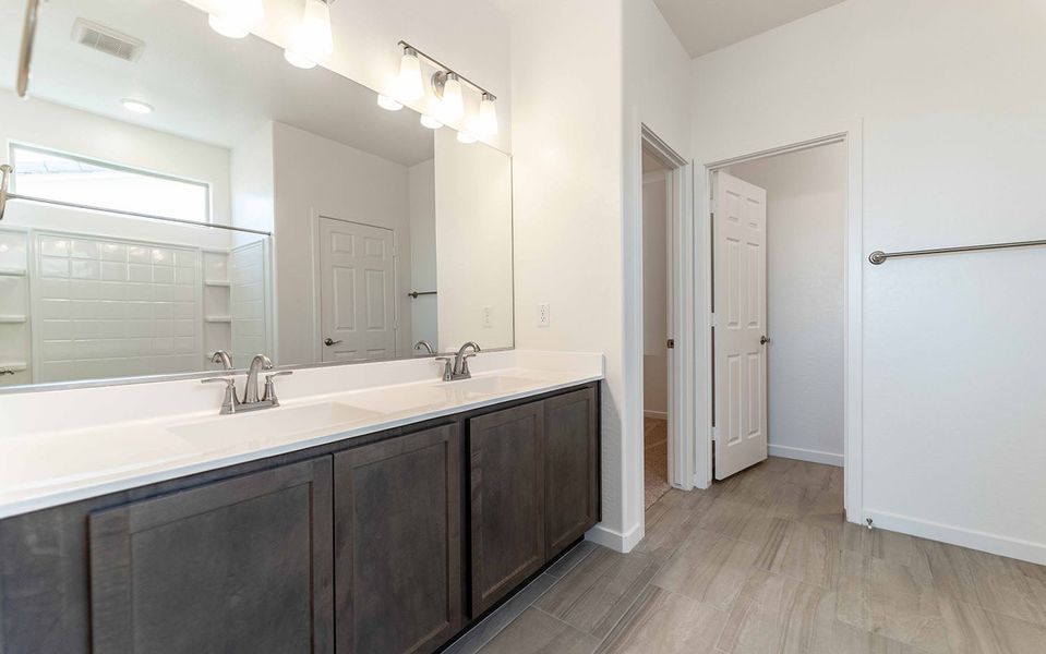 Furnished interior view inside a new home in Rancho Santa Rosa, Maricopa (Image 10).