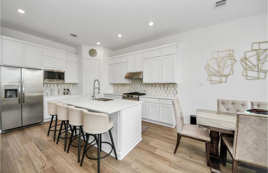 Furnished interior view inside a new home in Cross Creek West: Richmond Collection, Fulshear (Image 19).