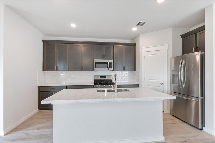 Furnished interior view inside a new home in Cielo, Conroe (Image 15). Furnished interior view inside a new home in Cielo, Conroe (Image 15).