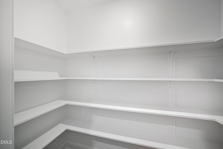 18_SUN_Stoneriver_Pic_GalvaniII_Pantry_1