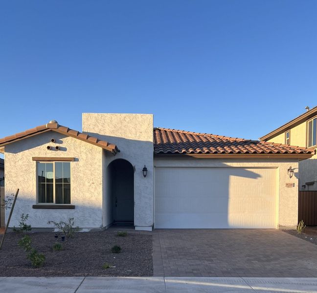 Lot 43 | Perrine | Valencia at Citrus Park | New Homes in Goodyear, AZ | Landsea Homes