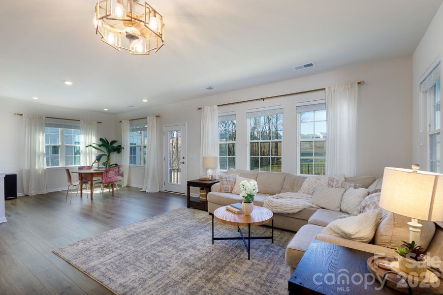 Furnished interior view inside a new home in Elizabeth, Fort Mill (Image 13).