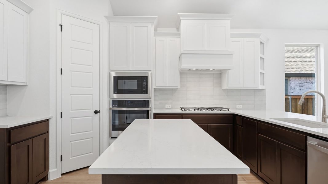 Furnished interior view inside a new home in Trinity Falls, McKinney (Image 11).