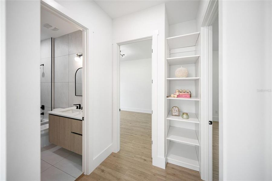 Spacious, unfurnished interior of a new home in , Port Charlotte (Image 66). Spacious, unfurnished interior of a new home in , Port Charlotte (Image 66).