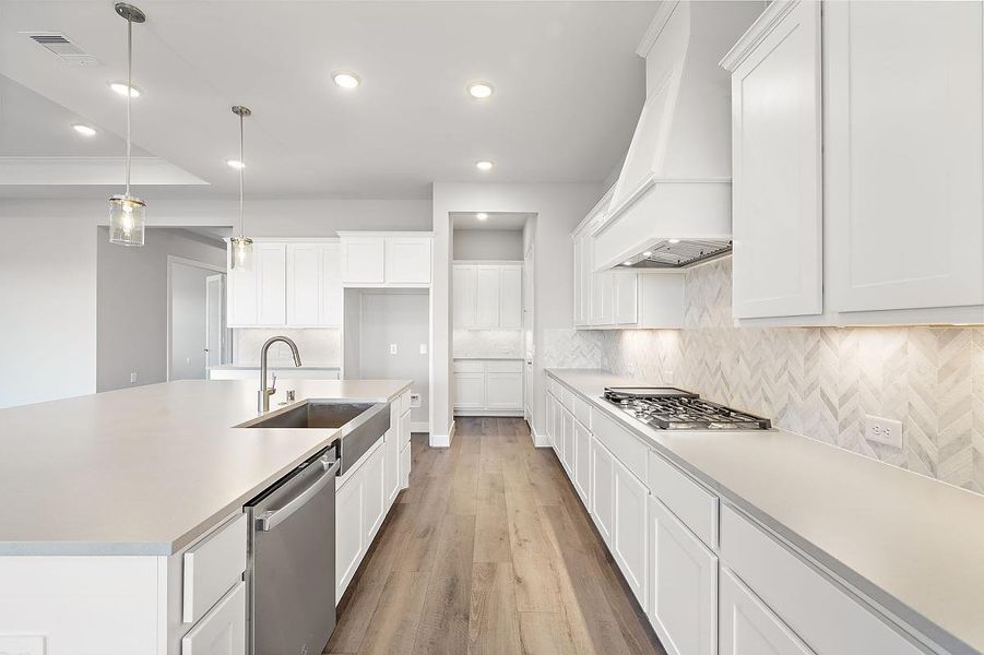 Representative furnished interior of a home built from the Dogwood by Caldwell Homes in Chambers Creek, Willis (Image 15). Representative furnished interior of a home built from the Dogwood by Caldwell Homes in Chambers Creek, Willis (Image 15).