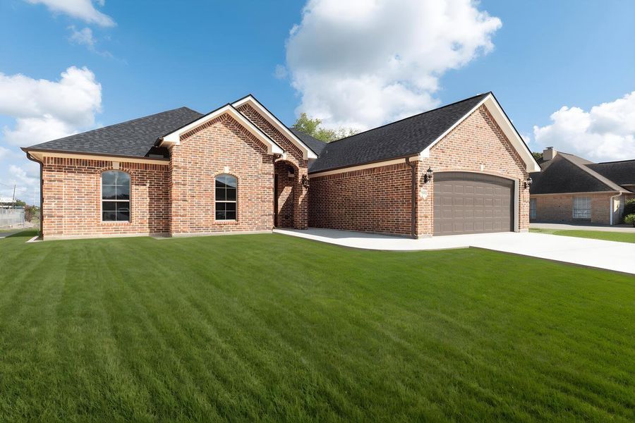 Image 38 of a home in .