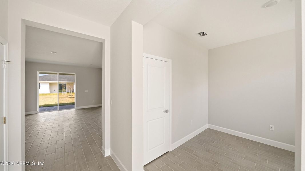 Spacious, unfurnished interior of a new home in , Palm Coast (Image 42).