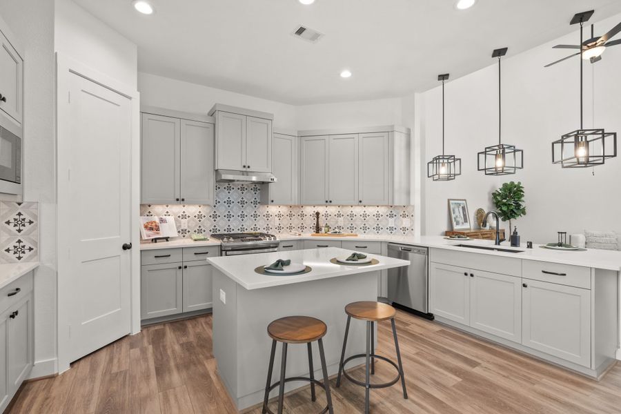Furnished interior view inside a new home in Brookewater, Rosenberg (Image 8).