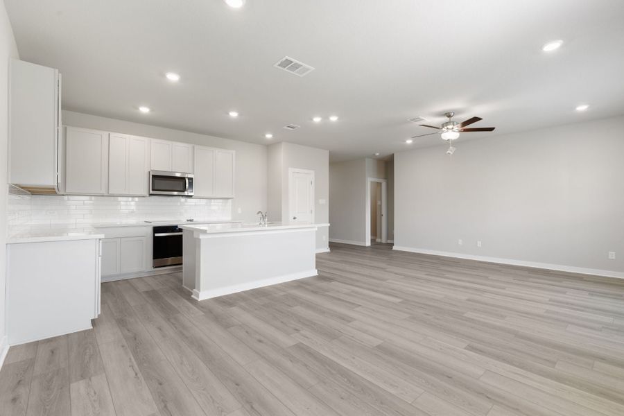 Jarrell, TX New Home.  - Slide 8