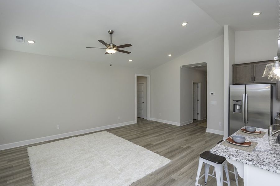 Representative unfurnished interior of a home built from the The Hunter by Cothran Homes in Holly Ridge, Greenville (Image 15).