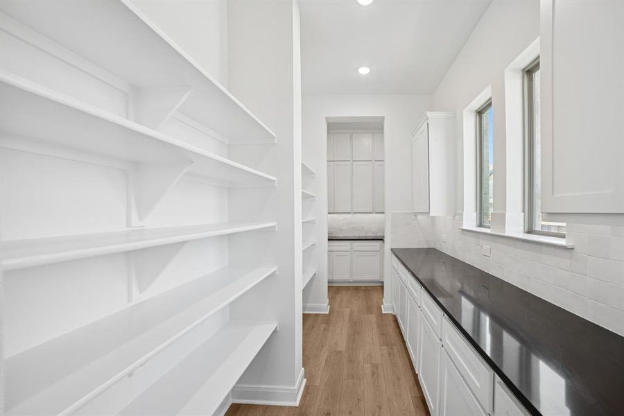 Spacious, unfurnished interior of a new home in Terraces – Estates, Rockwall (Image 17).