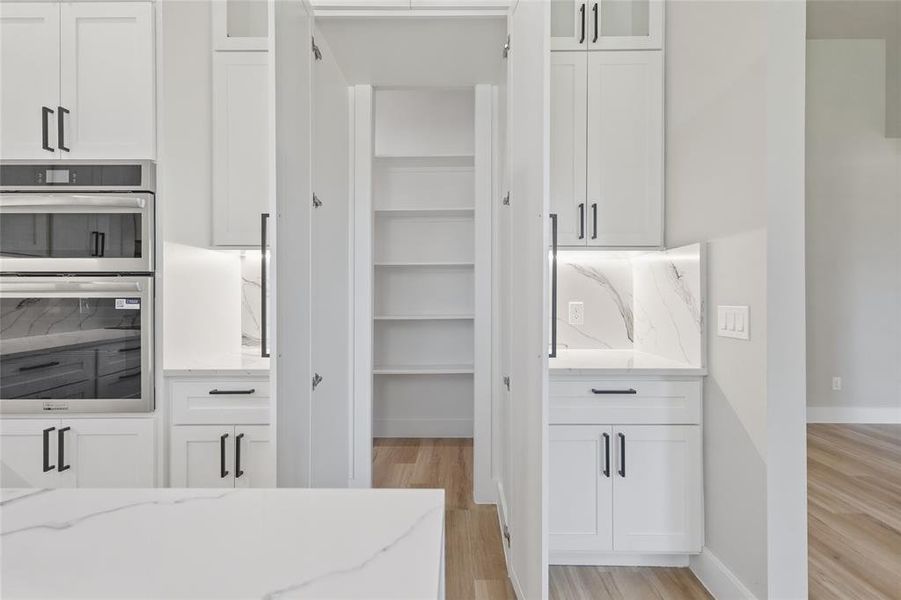 Furnished interior view inside a new home in , Dallas (Image 9).