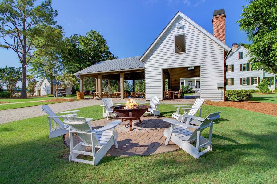 Image 47 of a home in The Ponds.