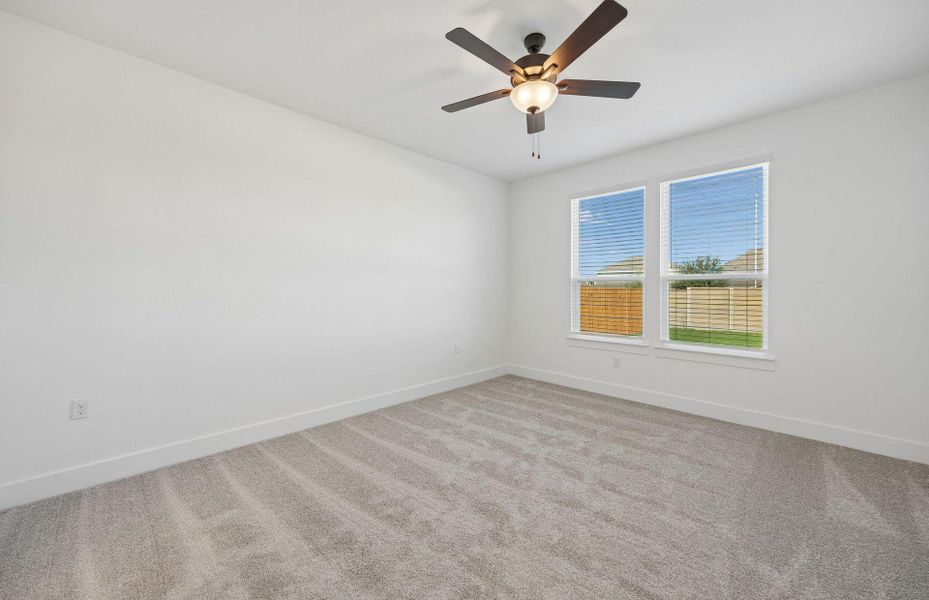 Spacious, unfurnished interior of a new home in Lagos, Manor (Image 14).