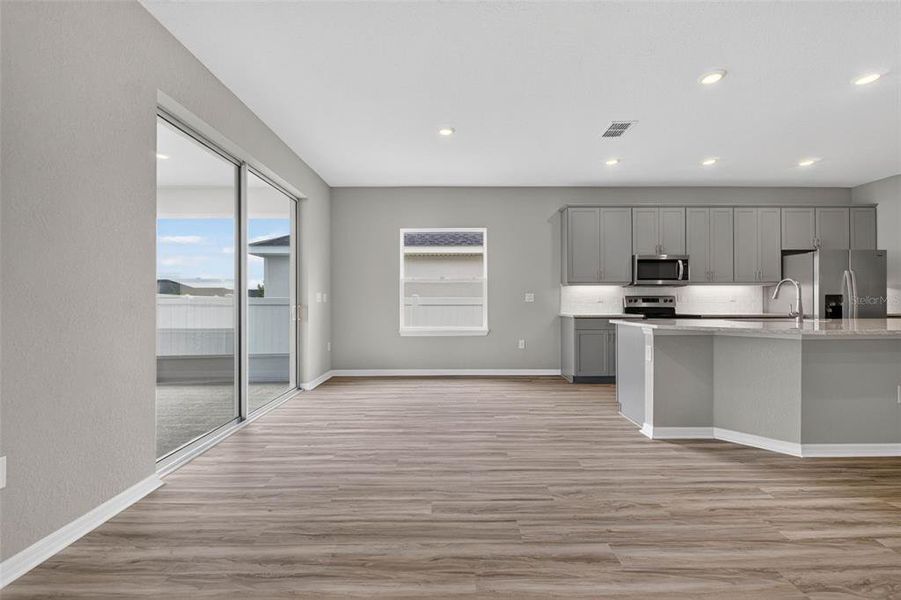 Image 70 of a home in .