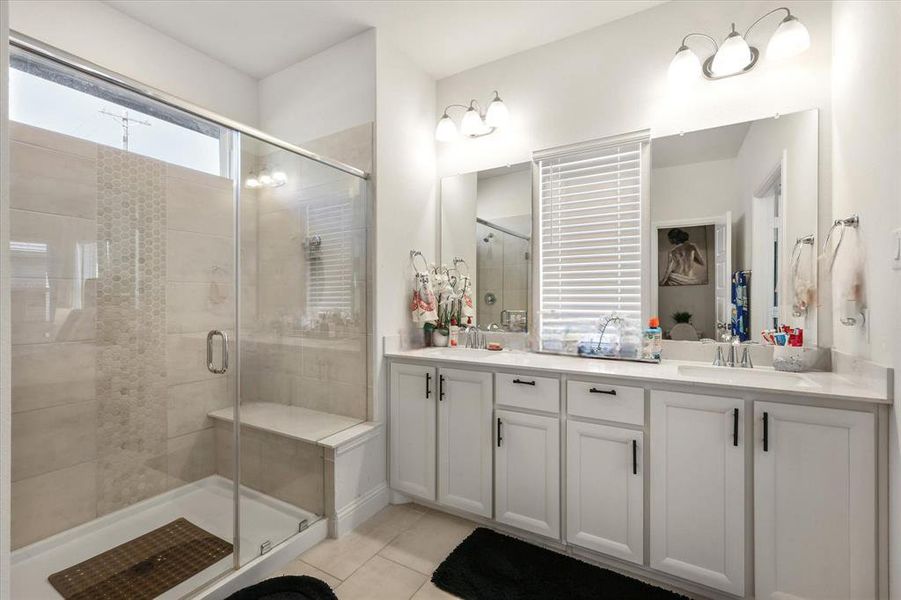 Furnished interior view inside a new home in Aubrey Creek Estates, Aubrey (Image 14). Furnished interior view inside a new home in Aubrey Creek Estates, Aubrey (Image 14).