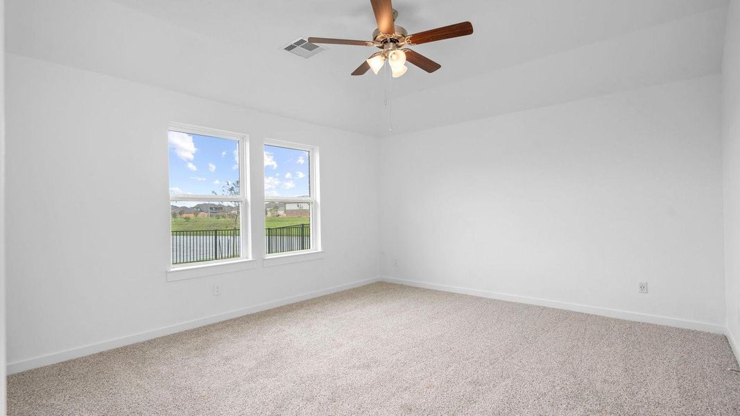 Spacious, unfurnished interior of a new home in Riverwood Ranch, Angleton (Image 13).