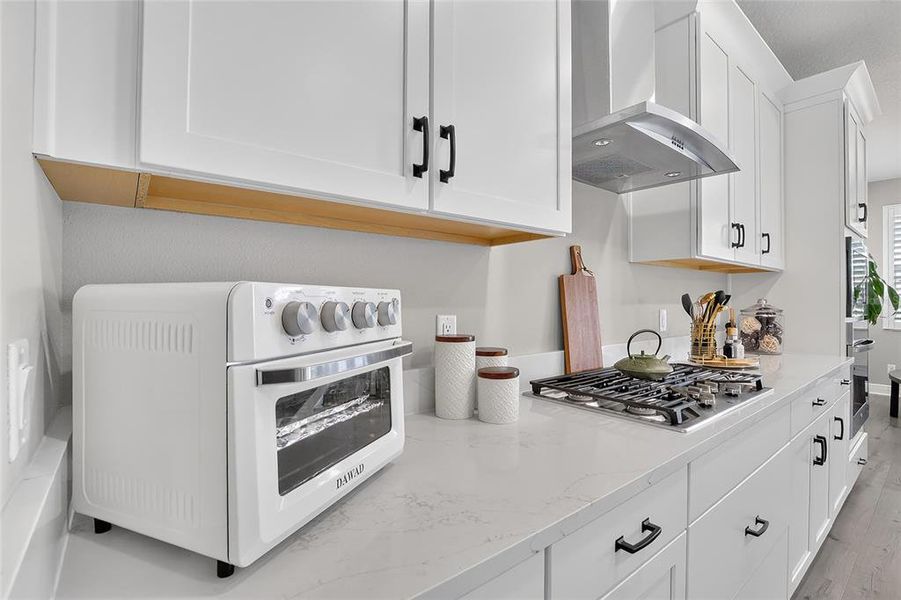 Furnished interior view inside a new home in , Wesley Chapel (Image 17).