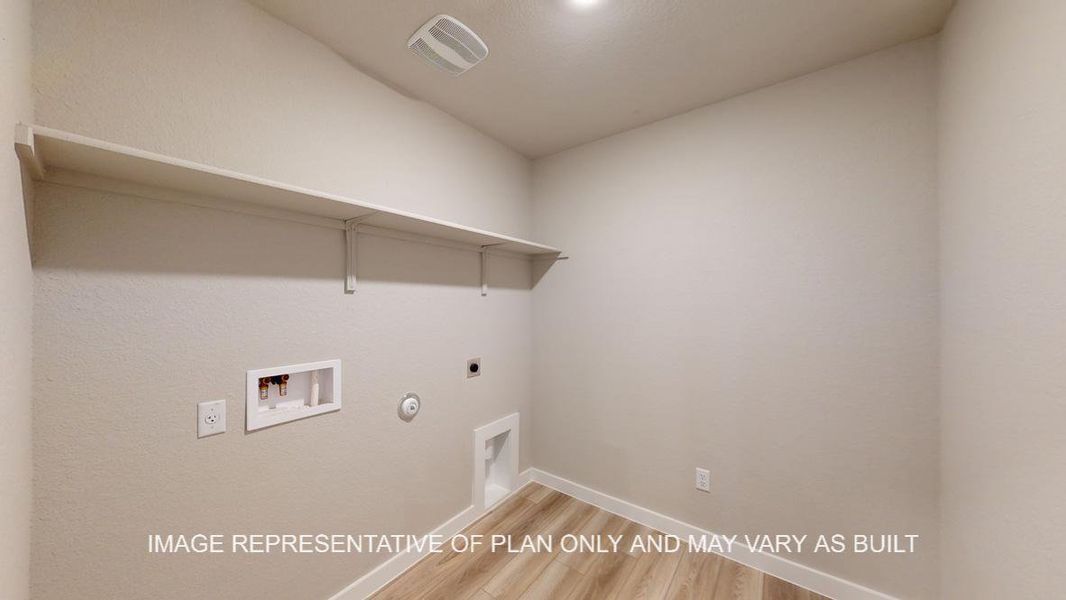 Spacious, unfurnished interior of a new home in Turnbo Ranch, Killeen (Image 18).