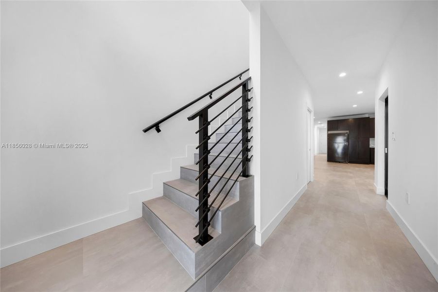 Spacious, unfurnished interior of a new home in , Miami (Image 21).