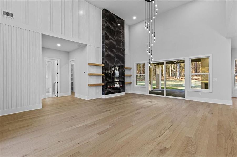 Spacious, unfurnished interior of a new home in , Monroe (Image 51).