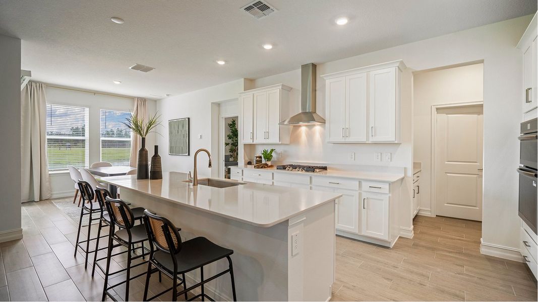 3230 Mc Ginnis Kitchen 2of5 F1 Base3