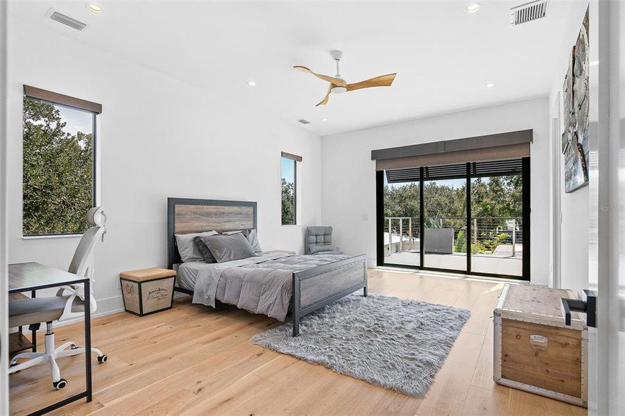 Furnished interior view inside a new home in , Sarasota (Image 12).