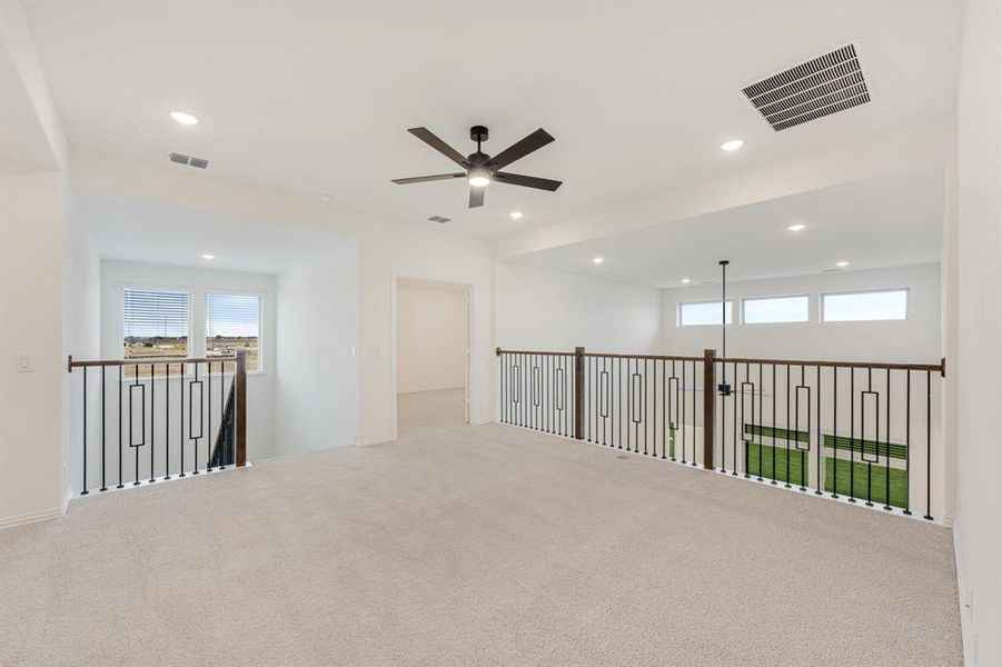 Spacious, unfurnished interior of a new home in Wildflower Ranch 60-65, Fort Worth (Image 30). Spacious, unfurnished interior of a new home in Wildflower Ranch 60-65, Fort Worth (Image 30).