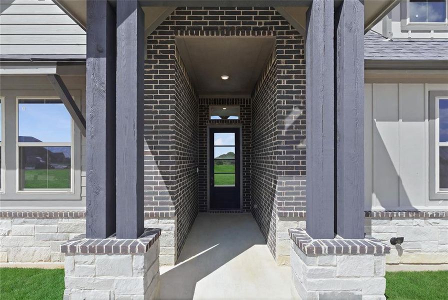 Exterior details and patio area of a home in , New Fairview (Image 3).