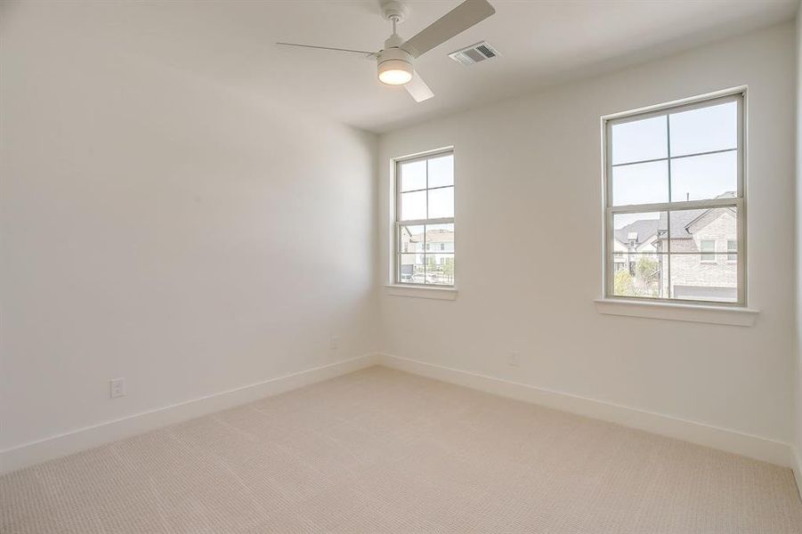Spacious, unfurnished interior of a new home in , Fort Worth (Image 17).
