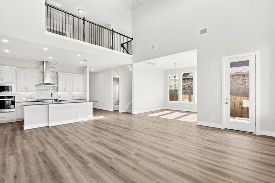 Spacious, unfurnished interior of a new home in Blackhawk, Pflugerville (Image 25).