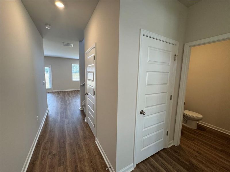 Spacious, unfurnished interior of a new home in Oakchase at Hampton, Hampton (Image 20). Spacious, unfurnished interior of a new home in Oakchase at Hampton, Hampton (Image 20).