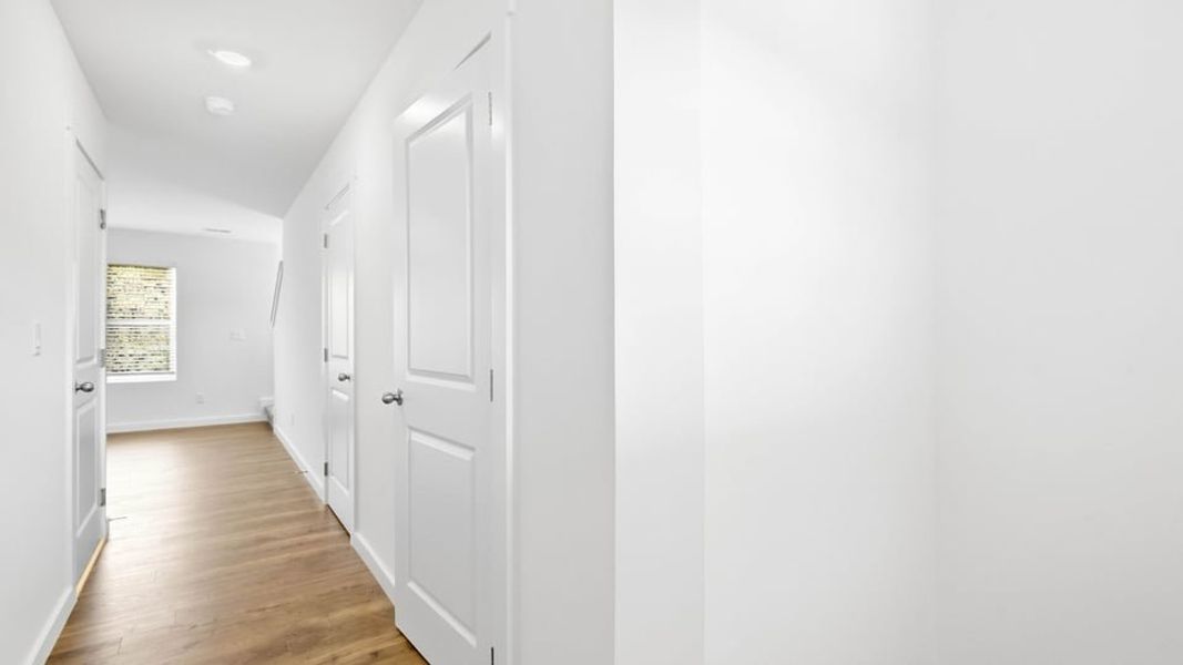 Spacious, unfurnished interior of a new home in Johnson Farms, Greeneville (Image 13).