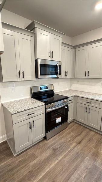 Furnished interior view inside a new home in Habersham Meadows, Demorest (Image 5).