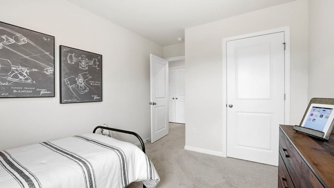 Furnished interior view inside a new home in Tanglewood Townes, Greenville (Image 17).