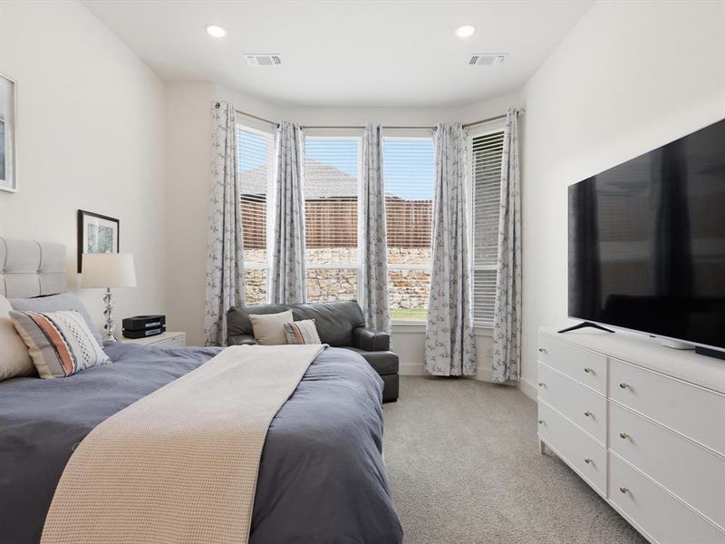 Furnished interior view inside a new home in Thompson Farms, Van Alstyne (Image 20).