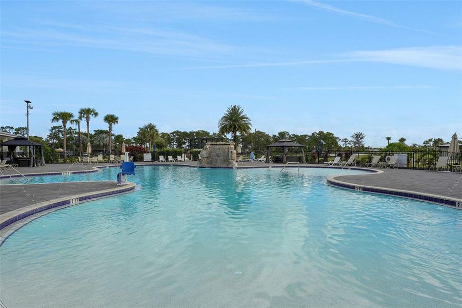 Community amenities in , Lake Wales (Image 13).