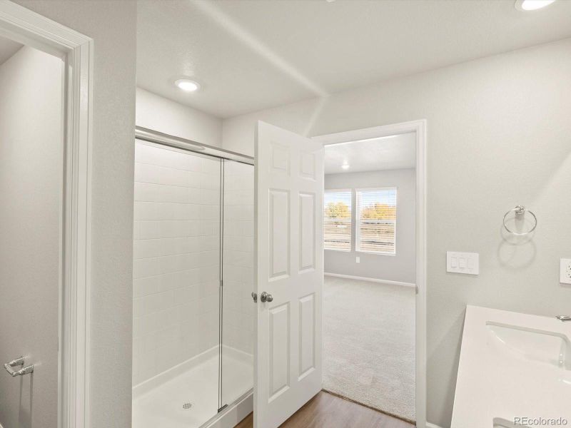 Spacious, unfurnished interior of a new home in , Windsor (Image 21).