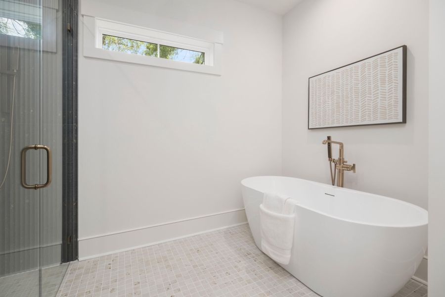 Furnished interior view inside a new home in , Edisto Island (Image 18).