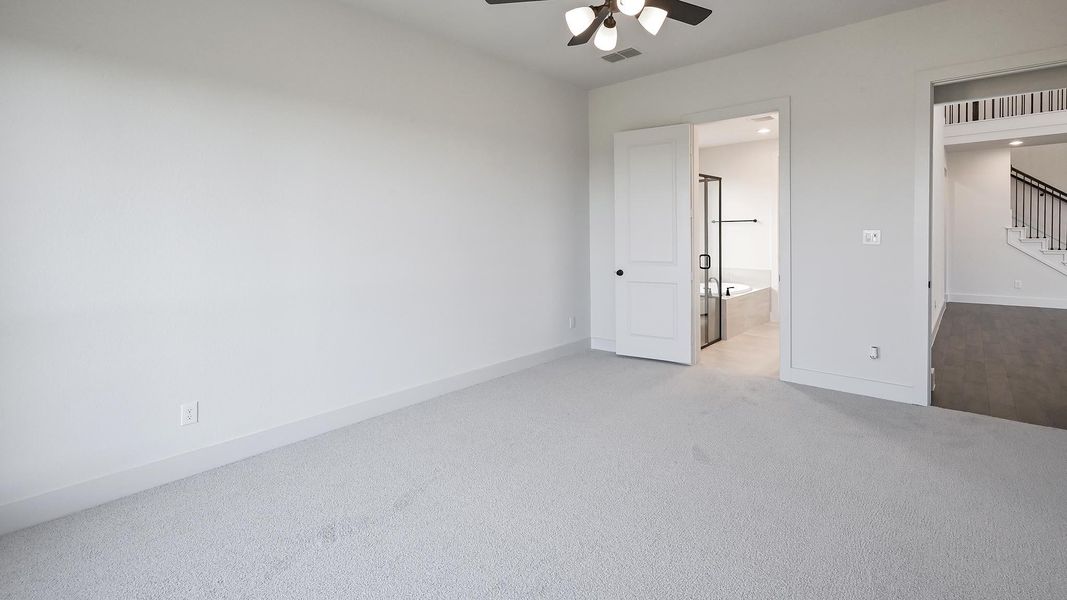 Spacious, unfurnished interior of a new home in Crosswinds 50', Kyle (Image 20). Spacious, unfurnished interior of a new home in Crosswinds 50', Kyle (Image 20).