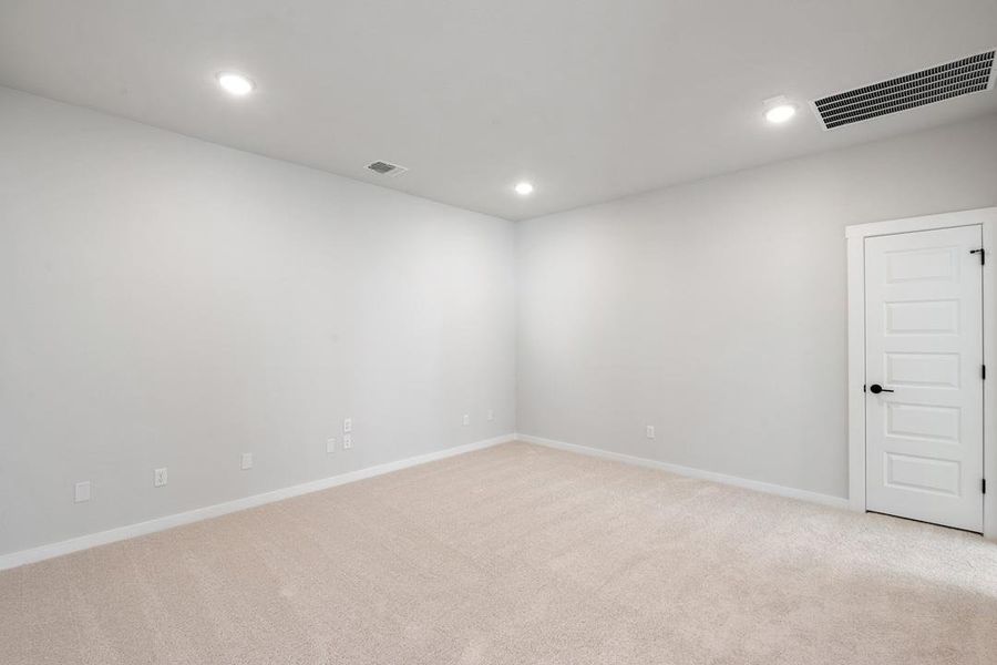Spacious, unfurnished interior of a new home in Park Central, Georgetown (Image 36).