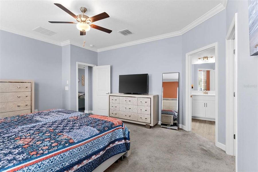 Furnished interior view inside a new home in Southshore Bay Active Adult, Wimauma (Image 30). Furnished interior view inside a new home in Southshore Bay Active Adult, Wimauma (Image 30).